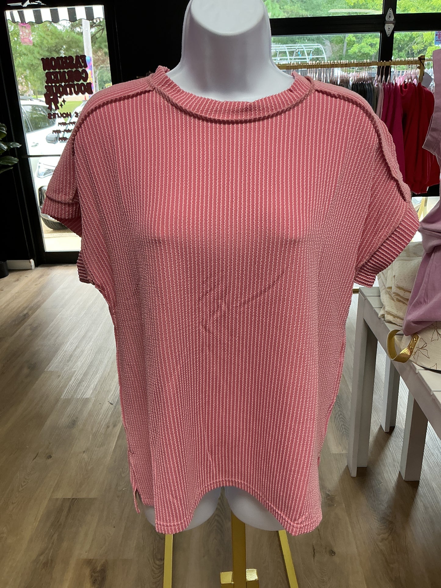 Pink ribbed tee
