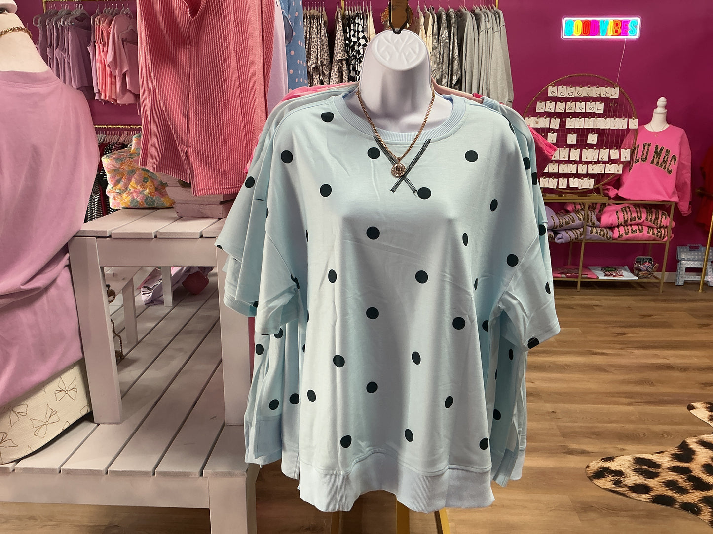 Blue polka tee