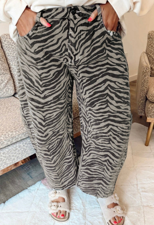 Zebra jeans